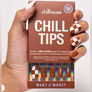 Urban Outfitters Chillhouse Chill Tips Modern Press‎ On Nail Tips “Want S’more”